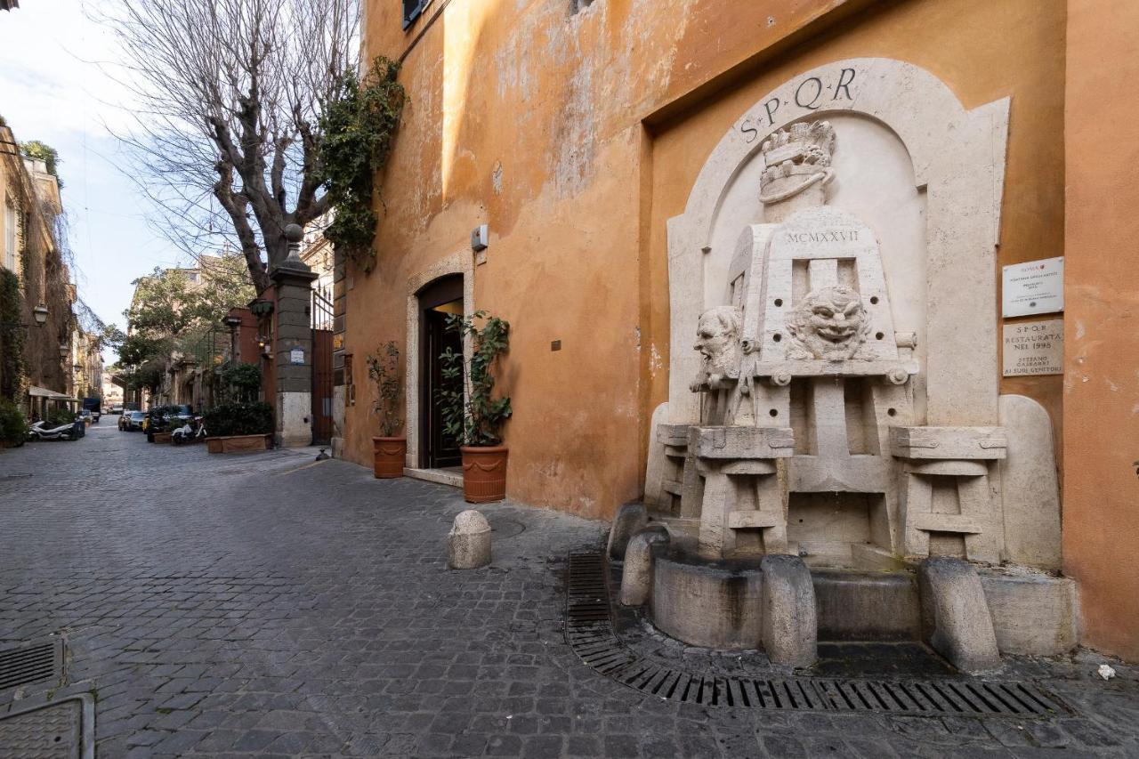 Luxury Piazza Di Spagna Escape With Terrace And Private Spa Rome Bagian luar foto