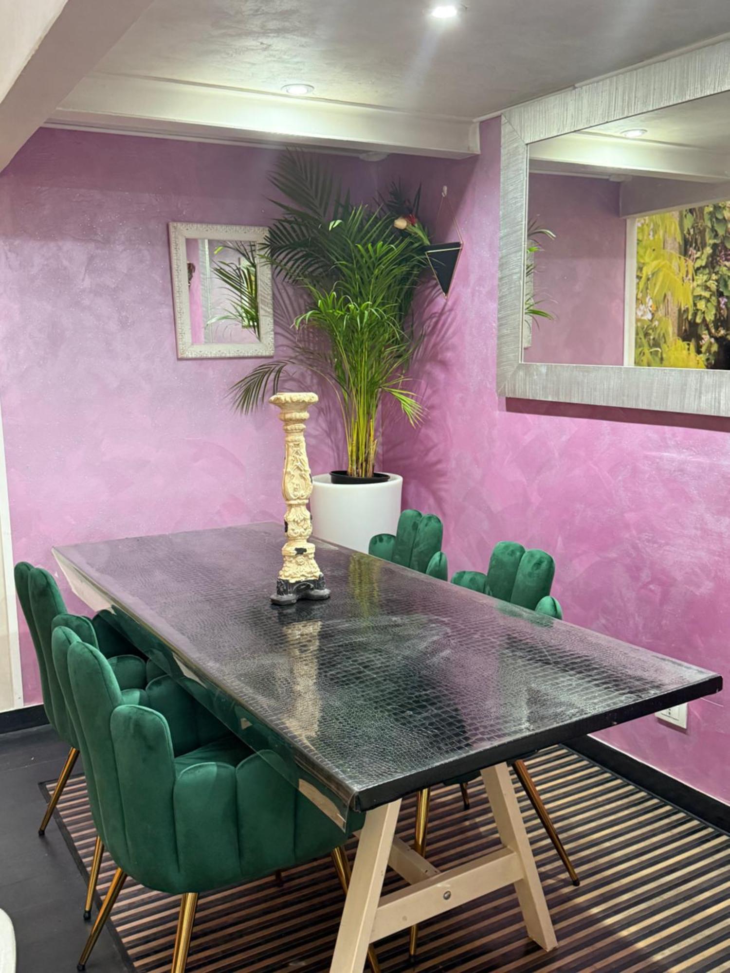 Luxury Piazza Di Spagna Escape With Terrace And Private Spa Rome Bagian luar foto