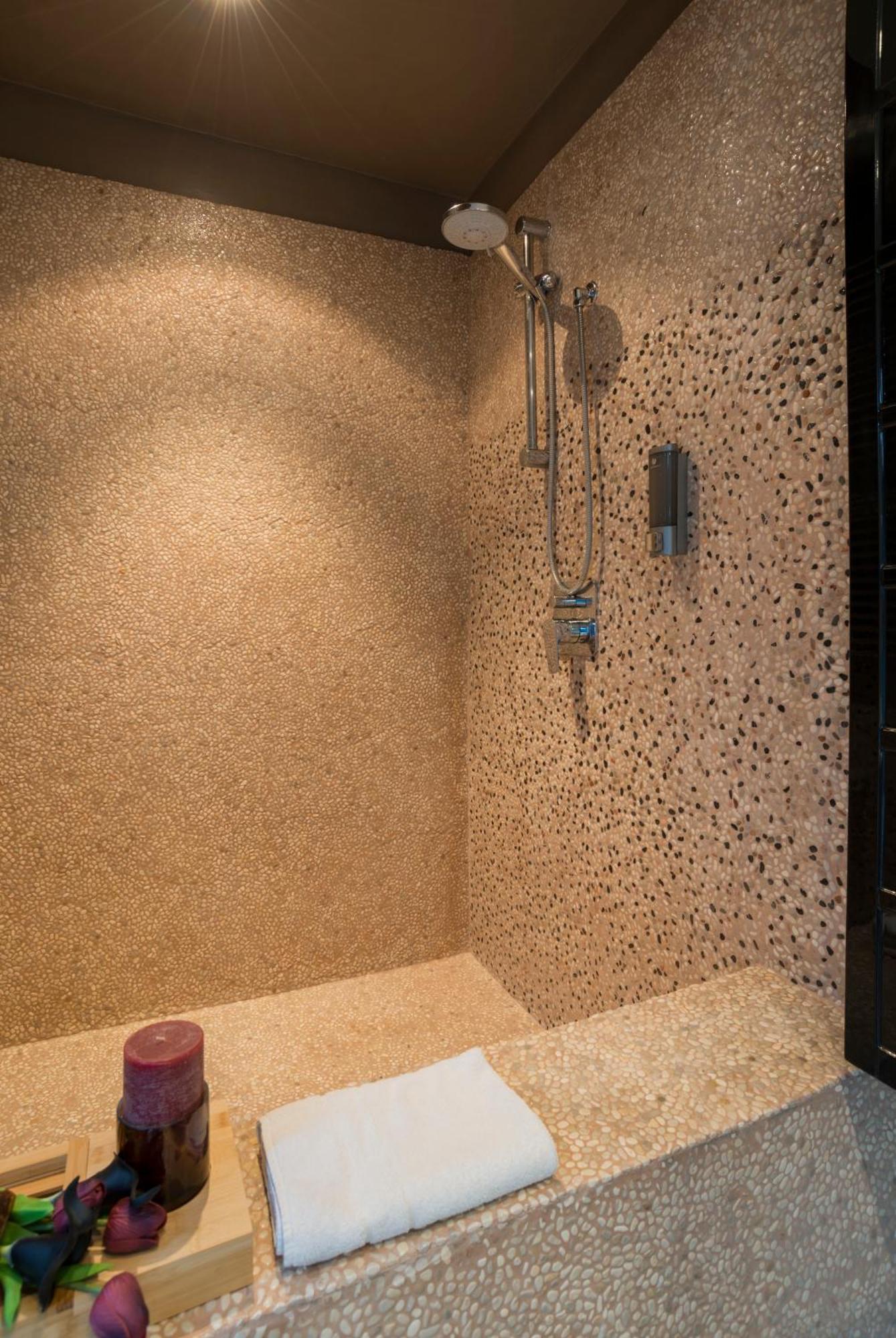 Luxury Piazza Di Spagna Escape With Terrace And Private Spa Rome Bagian luar foto